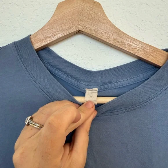 Lululemon Long Sleeve Shirt Blue Size 4 - Picture 4 of 4